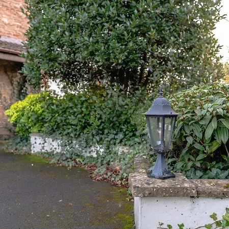 Holiday home Delightful With Secure Garden And Parking *