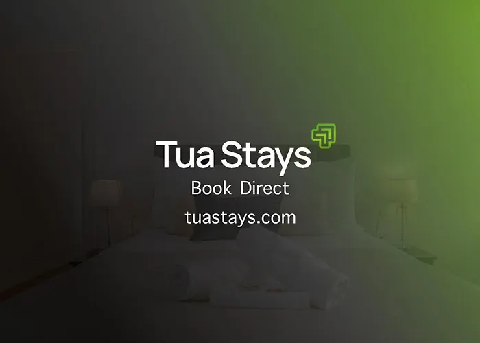 Dog Friendly With Secure Garden And Parking *