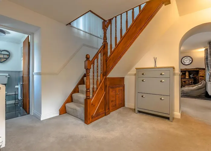 Feriehus Dog Friendly With Secure Garden And Parking