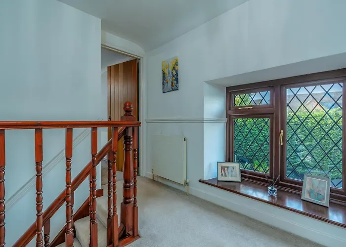 Dog Friendly With Secure Garden And Parking Feriehus