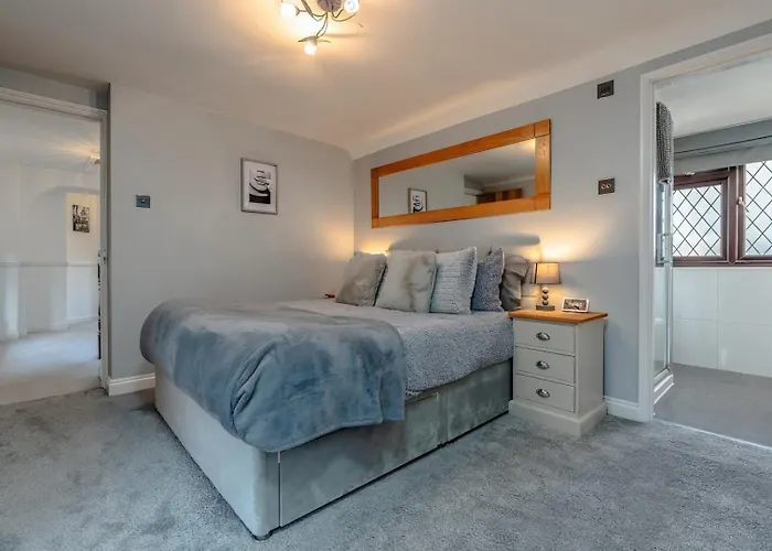 Casa de Férias Cosy Pet Friendly House With Garden And Parking Bristol